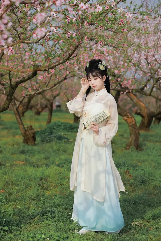 [YITUYU艺图语]2025.03.10 桃花 周周Ay 1